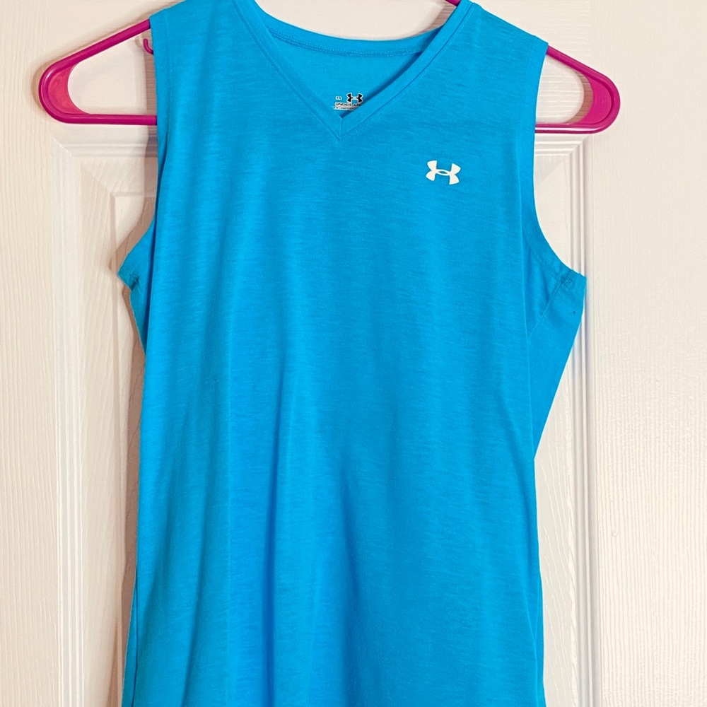 Women’s under armour sleeveless/tank